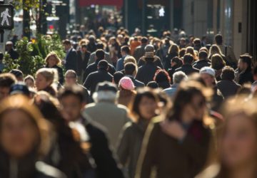 uomo è un animale sociale