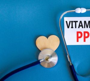 Vitamina PP, scritta su sfondo blu
